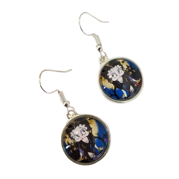 Handcrafted Betty Boop Earrings - Picture 2 of 4